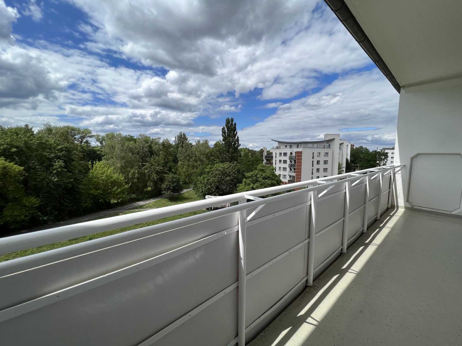 Geräumiger Balkon