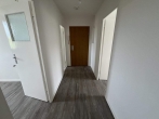 Flur - 3-Raum-Wohnung im Grünen!