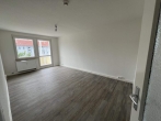 Wohnzimmer - 3-Raum-Wohnung im Grünen!