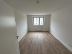 Schlafzimmer - 2-Raum-Wohnung mit Tageslichtbad!
