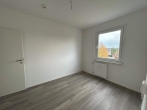 Schlafzimmer - Angucken, einziehen und wohlfühlen! Helle 4-Raum-Wohnung mit großem Balkon!
