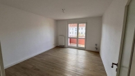 Wohnzimmer - Hübsche 3-Raum-Wohnung im 5. Wohnkomplex
