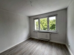 Schlafzimmer - Bezugsfertige 3-Raum-Wohnung mit Tageslichtbad!