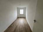 Kinderzimmer - Bezugsfertige 3-Raum-Wohnung mit Tageslichtbad!