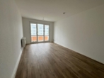 Wohnzimmer - Bezugsfertige 3-Raum-Wohnung mit Tageslichtbad!