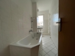 Bad - Bezugsfertige 3-Raum-Wohnung!