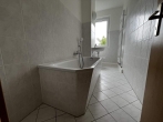 Bad - 3-Raum-Wohnung mit Tageslichtbad!