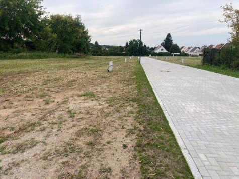 vollerschlossene Parzellen für Eigenheime, 15890 Eisenhüttenstadt, Grundstück
