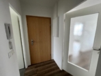 Flur - Bezugsfertige 2-Raum-Wohnung mit modernisiertem Bad!